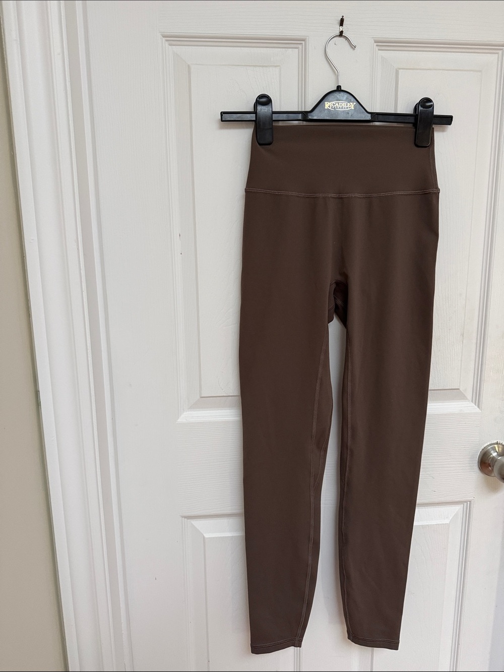 AZUR Brown Classic Fit Leggings (M)